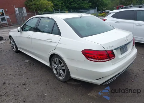 2014 Mercedes-Benz E 350 4Matic из США, поврежденный, VIN WDDHF8JB2EA919831